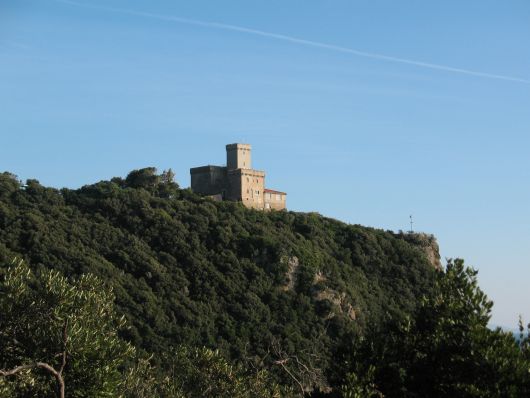 Foto Castello di Sonnino (Livorno) da scaricare